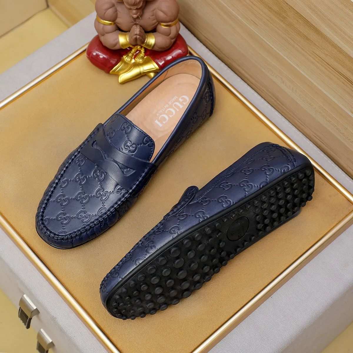 Men's shoes 💰360💰💰GUCCI Gucci official website synchronizes the latest model 🛃The upper is made of imported cowhide, 🐷leather lining, rubber outsole, 🎩🎩top handcrafted with fine stitch and thread workmanship🔍definitely satisfy those perfectionist men who pursue high luxury quality 👏 3 colors available! Code number 38-45 Large quantity in stock